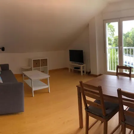 Apt.golondrosu, Coqueto En * Onís